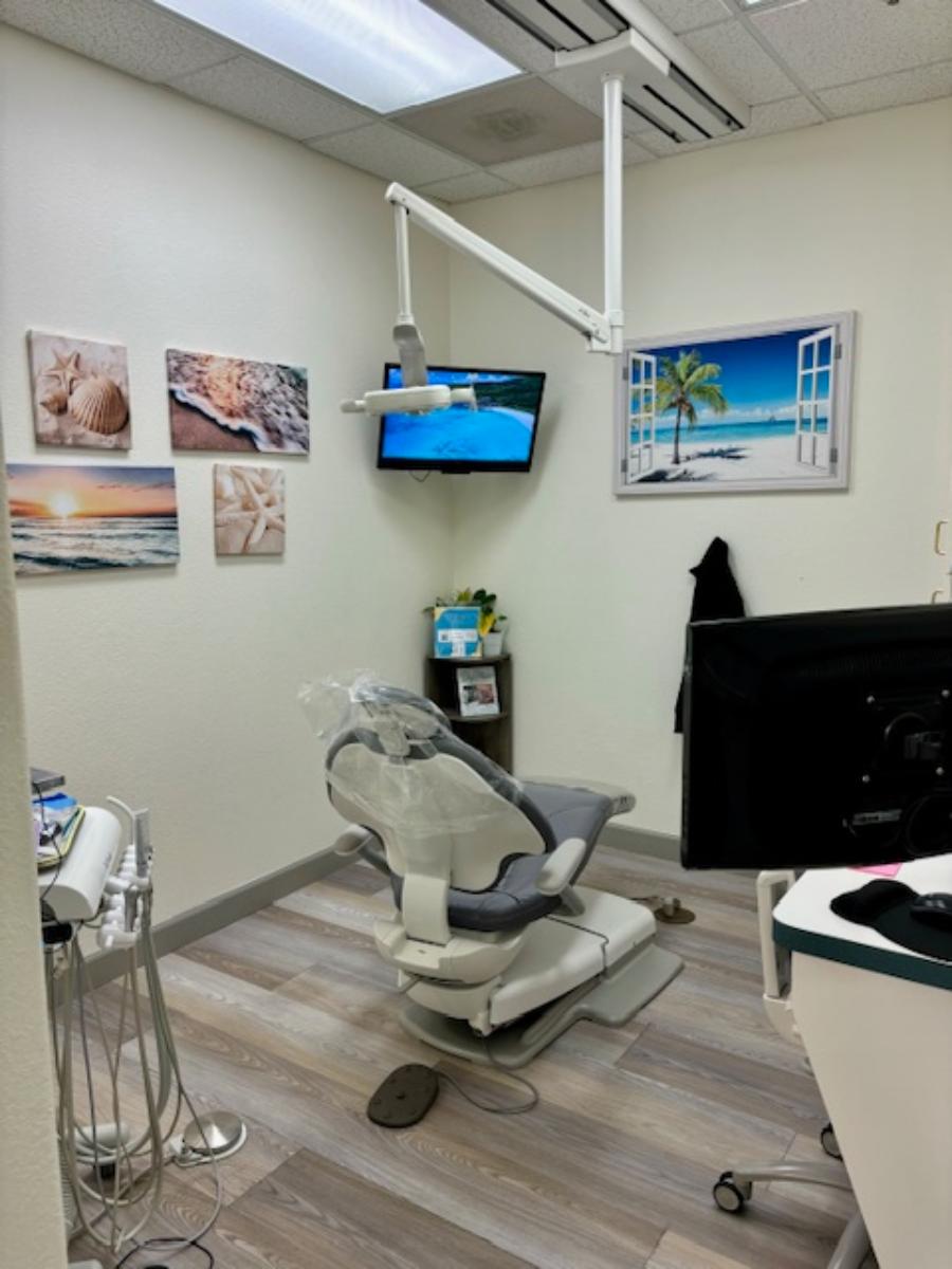 Cameron Park Dental Care | Ceramic Crowns, Preventative Program and All-on-6